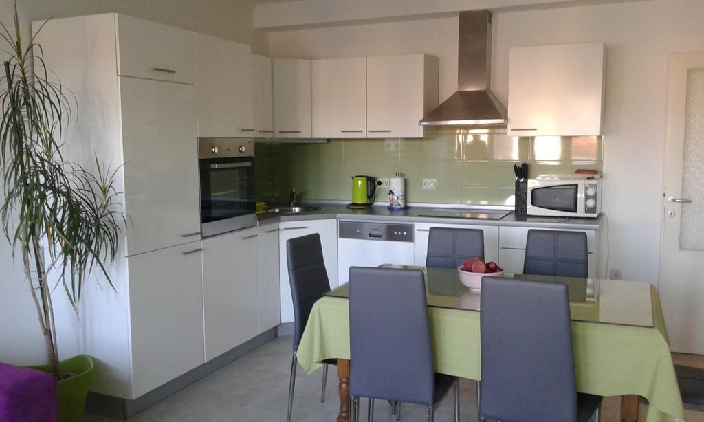 Apartment Mery Τρογκίρ Εξωτερικό φωτογραφία